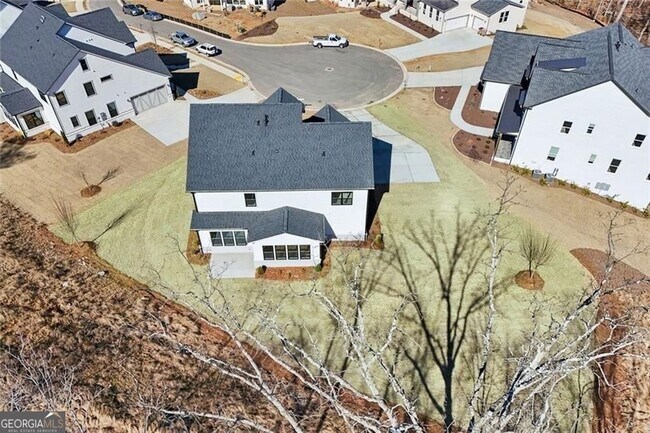 Building Photo - 2815 Medford Dr