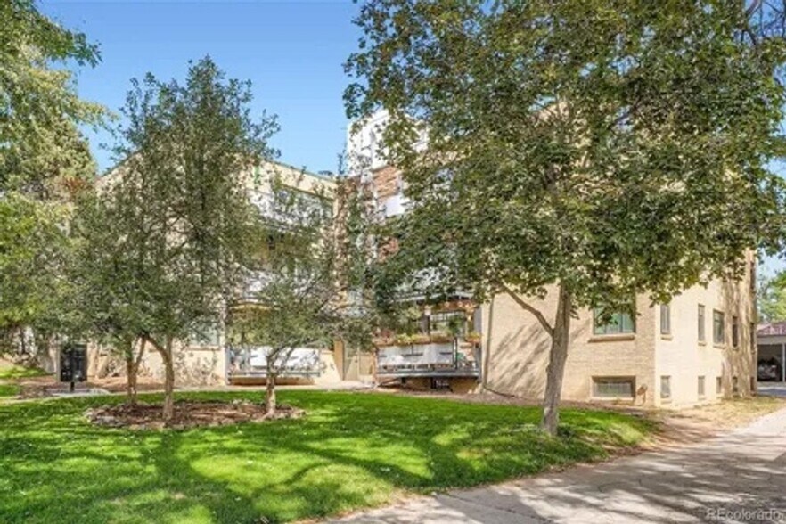 Building Photo - 636 N Washington St