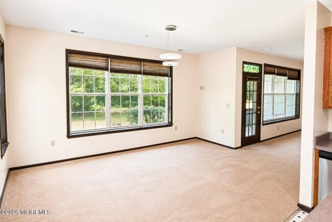Building Photo - 526 St Andrews Pl