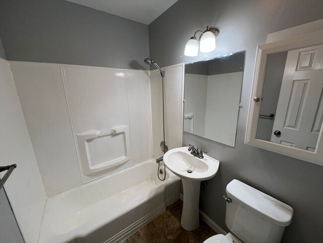 Building Photo - Spacious 3-Bedroom Home with Garage