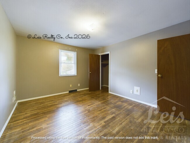 Building Photo - 1359 Chippewa Dr