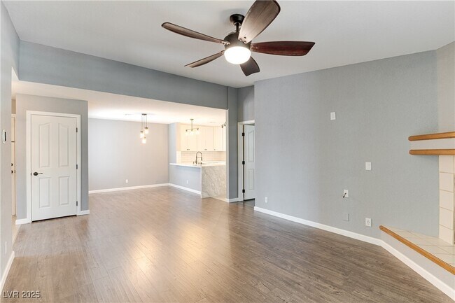 Building Photo - 2629 S Durango Dr