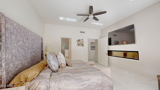 Building Photo - 3231 S Jojoba Way