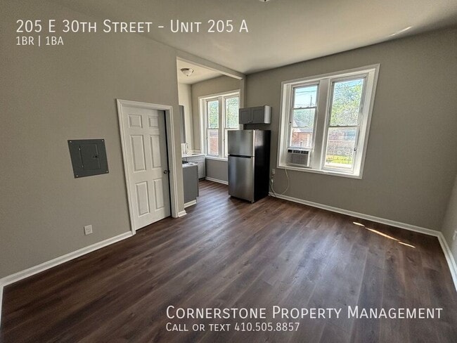 Building Photo - 205 E 30th St