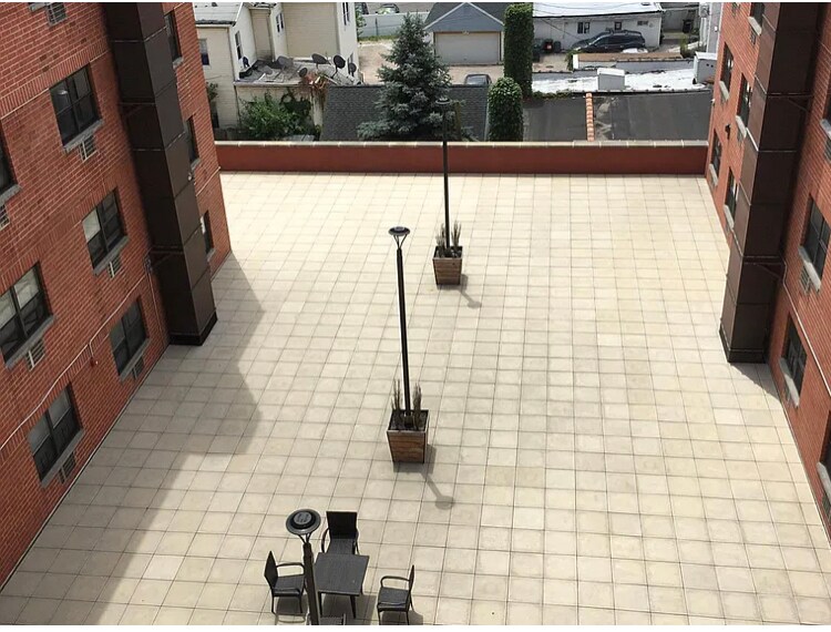 Building Photo - 14 Brooklyn Ave