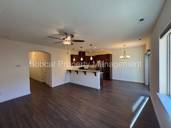 Building Photo - 1230 Saltern Dr