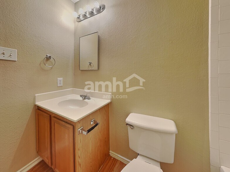 Building Photo - 3332 Chapel Ridge Way