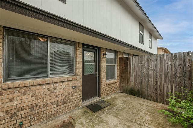 Building Photo - 2017 Paisley Dr