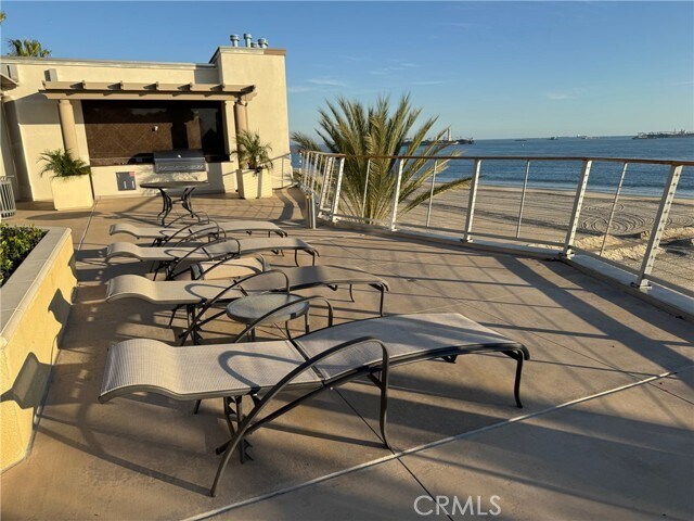 Building Photo - 1400 E Ocean Blvd