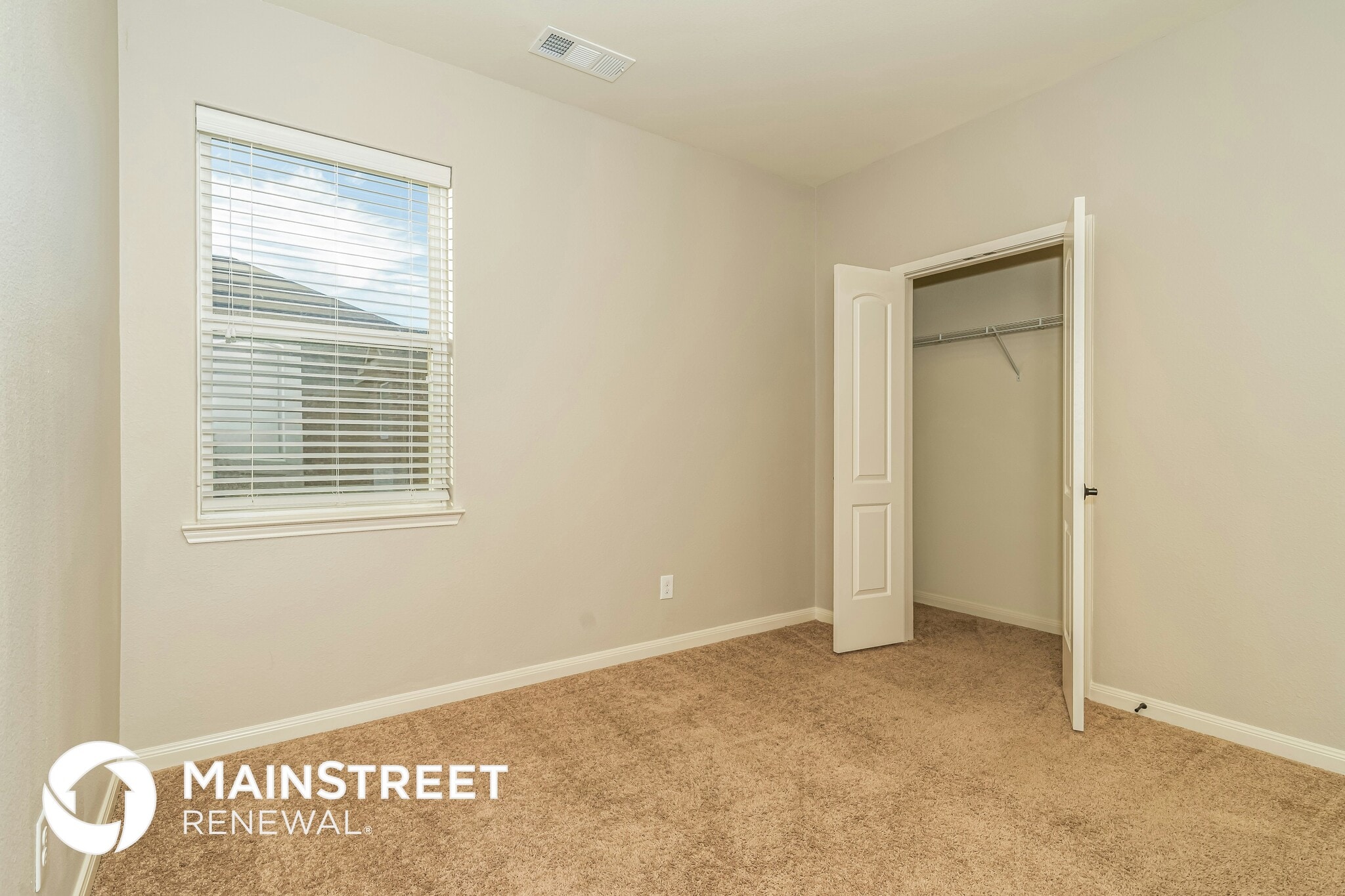 Building Photo - 527 Shady Meadow Ln