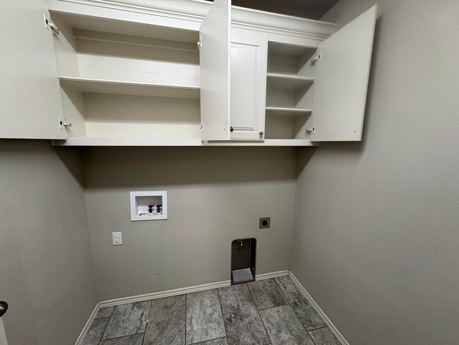 Building Photo - 2623 113th St