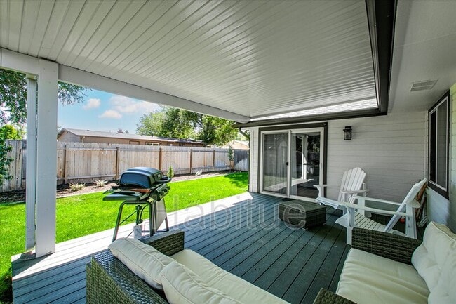 Building Photo - 9025 W Lorinda Dr