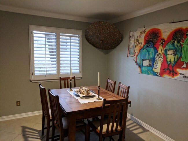 Building Photo - 8415 Loralinda Dr