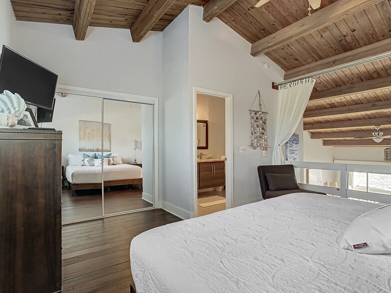 Loft Bedroom - 2951 S Highway A1A