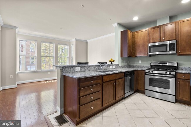 Building Photo - 11209 Chase St