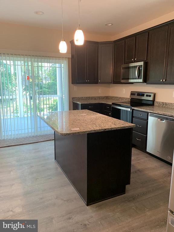 Building Photo - 8927 Erie Ave