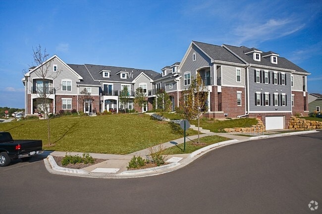 Building Photo - Glacier Valley at Reston Heights