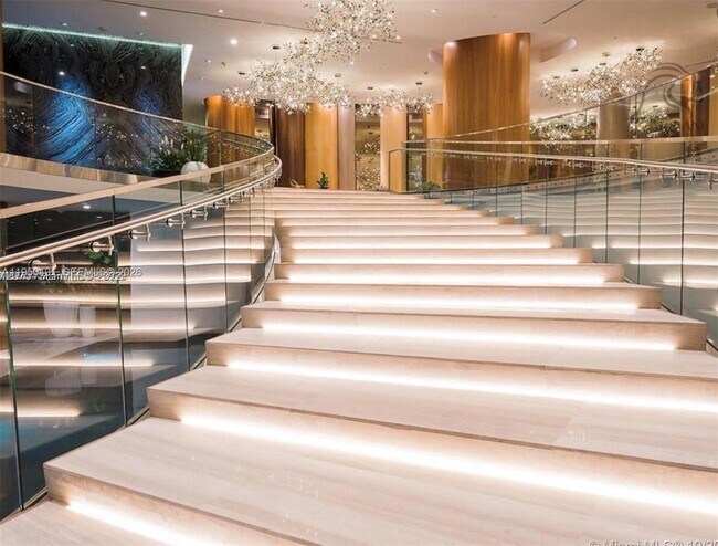 Building Photo - 488 NE 18th St