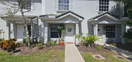 Building Photo - 2 Bedroom Townhouse in Cypress Landing – Available Now! $1299