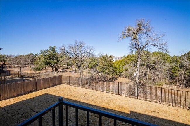 Building Photo - 1329 Deering Creek Dr