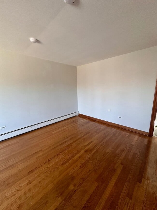 Building Photo - 312 23rd Ave