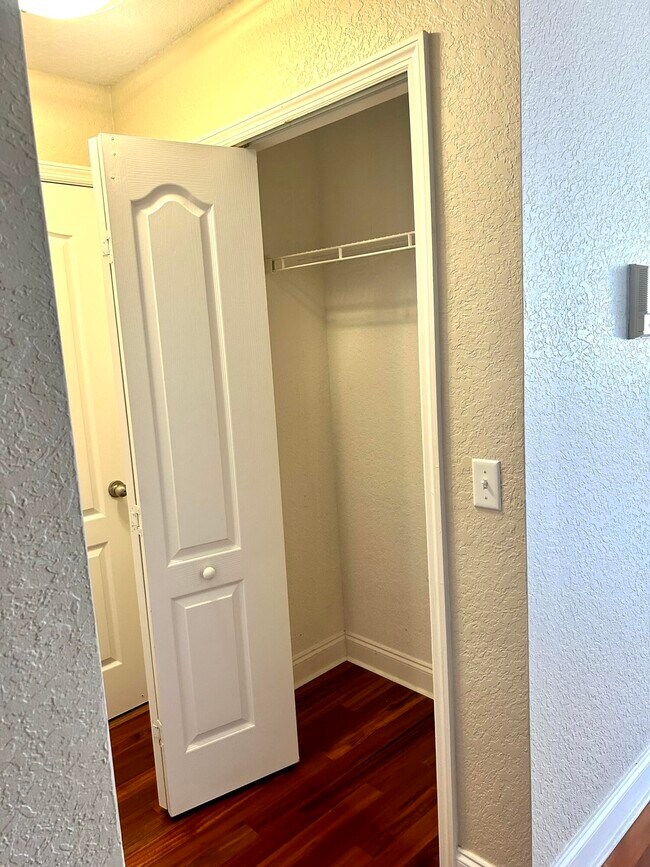 Building Photo - 11021 Legacy Dr