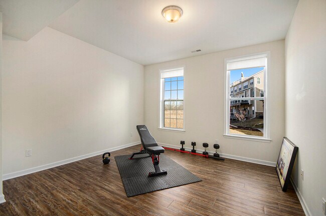 Building Photo - 2822 Purley Ave