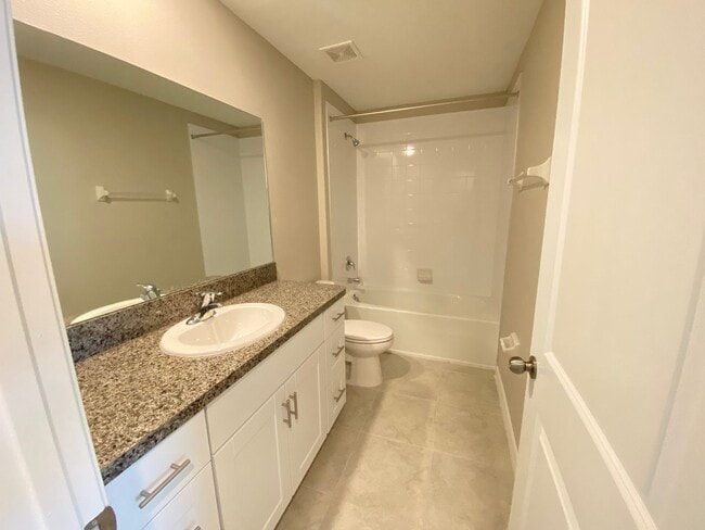 Building Photo - 12012 Miracle Mile Dr, Riverview, FL 33578