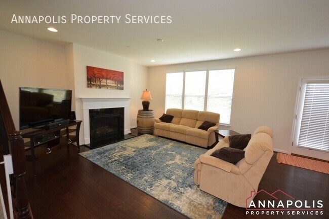 Building Photo - 7948 Monrovia Dr