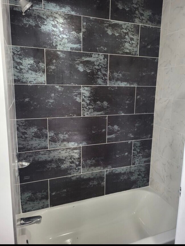 Building Photo - 274 Summit Ave