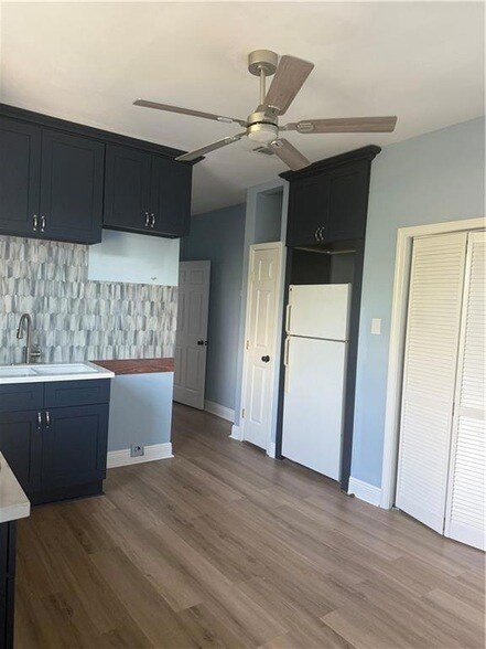 Building Photo - 2130 N Broad St