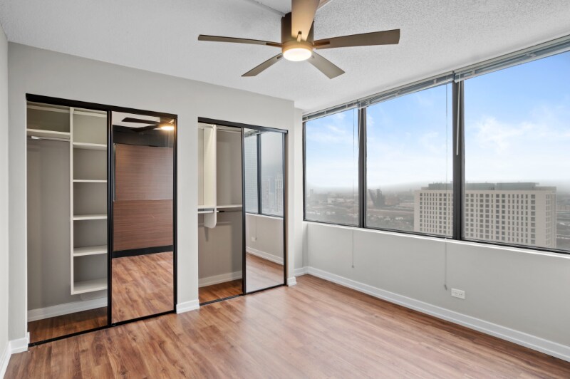 Building Photo - 1209 S Michigan Ave