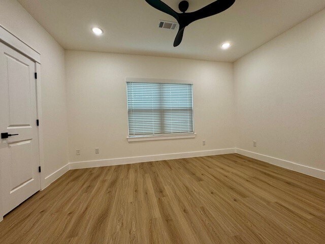 Building Photo - 38 Woodbridge Dr