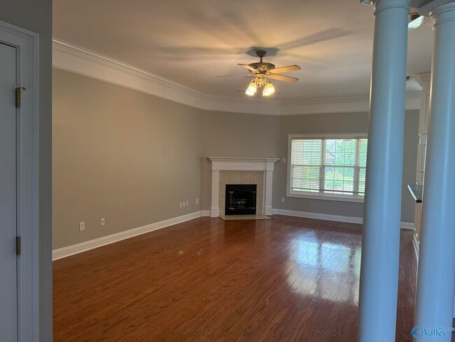 Building Photo - 16774 Mulberry Ln
