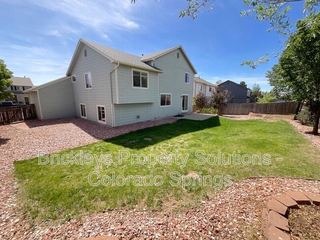 Building Photo - 6112 Chivalry Dr
