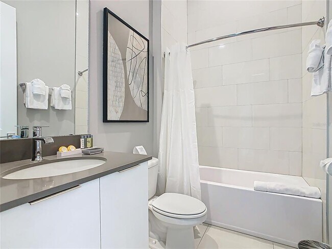 Building Photo - 7740 Sandy Ridge Dr