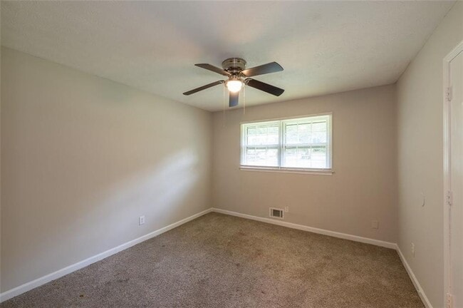 Building Photo - 2061 Mulkey Rd SW