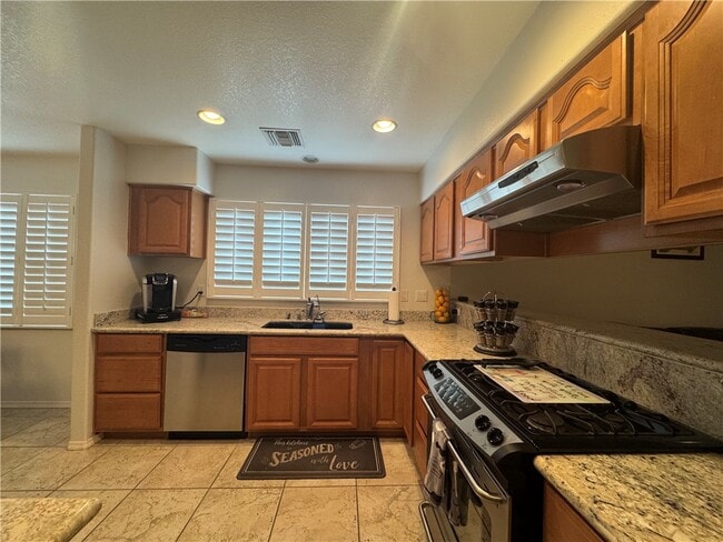 Building Photo - 726 Riverfront Dr