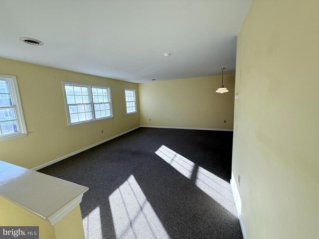 Building Photo - 101 Washington St