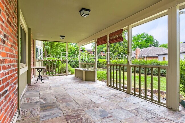 Building Photo - 8097 S Yukon Way
