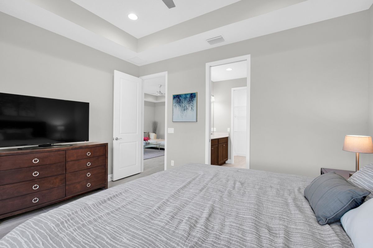 Building Photo - 109 Salt Shaker St