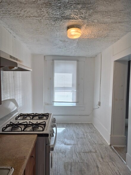 Building Photo - 1720 McCulloh St