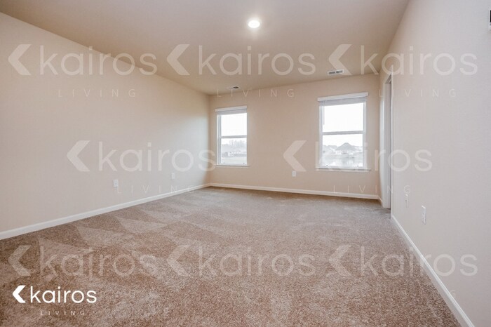Building Photo - 1027 Pilgrim Ln