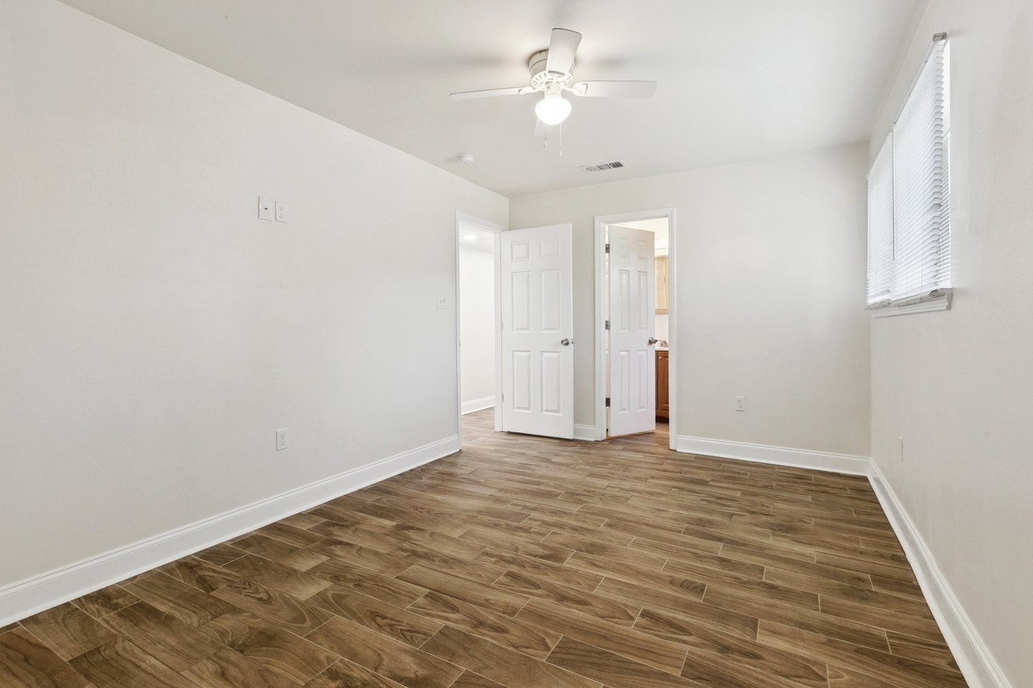 Building Photo - 1661 Jo Ann Pl