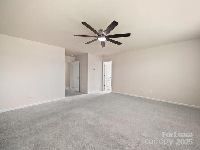 Building Photo - 1067 Winnett Dr