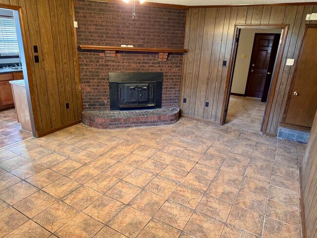 Building Photo - 3084 Greenbranch Dr