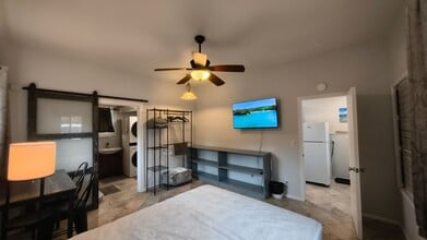 Building Photo - **Beautifully Furnished Private Studio – Captain Cook