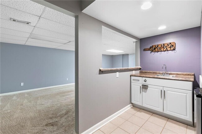 Building Photo - 5119 Verbena Dr