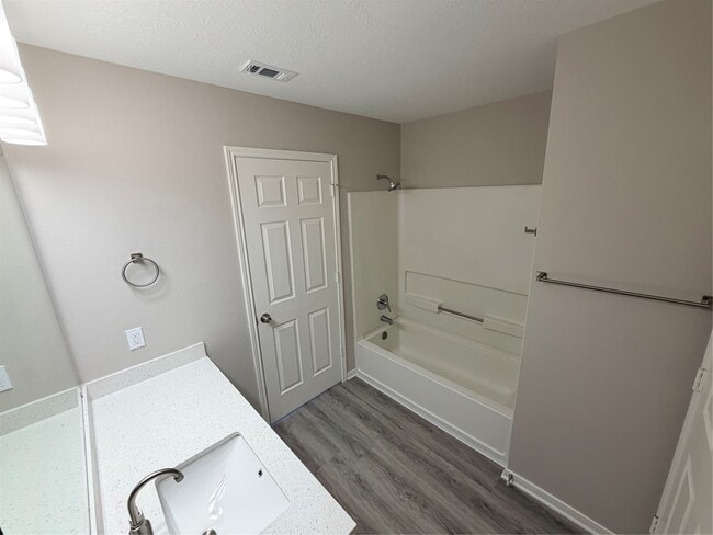 Building Photo - 22803 Tara Way Dr