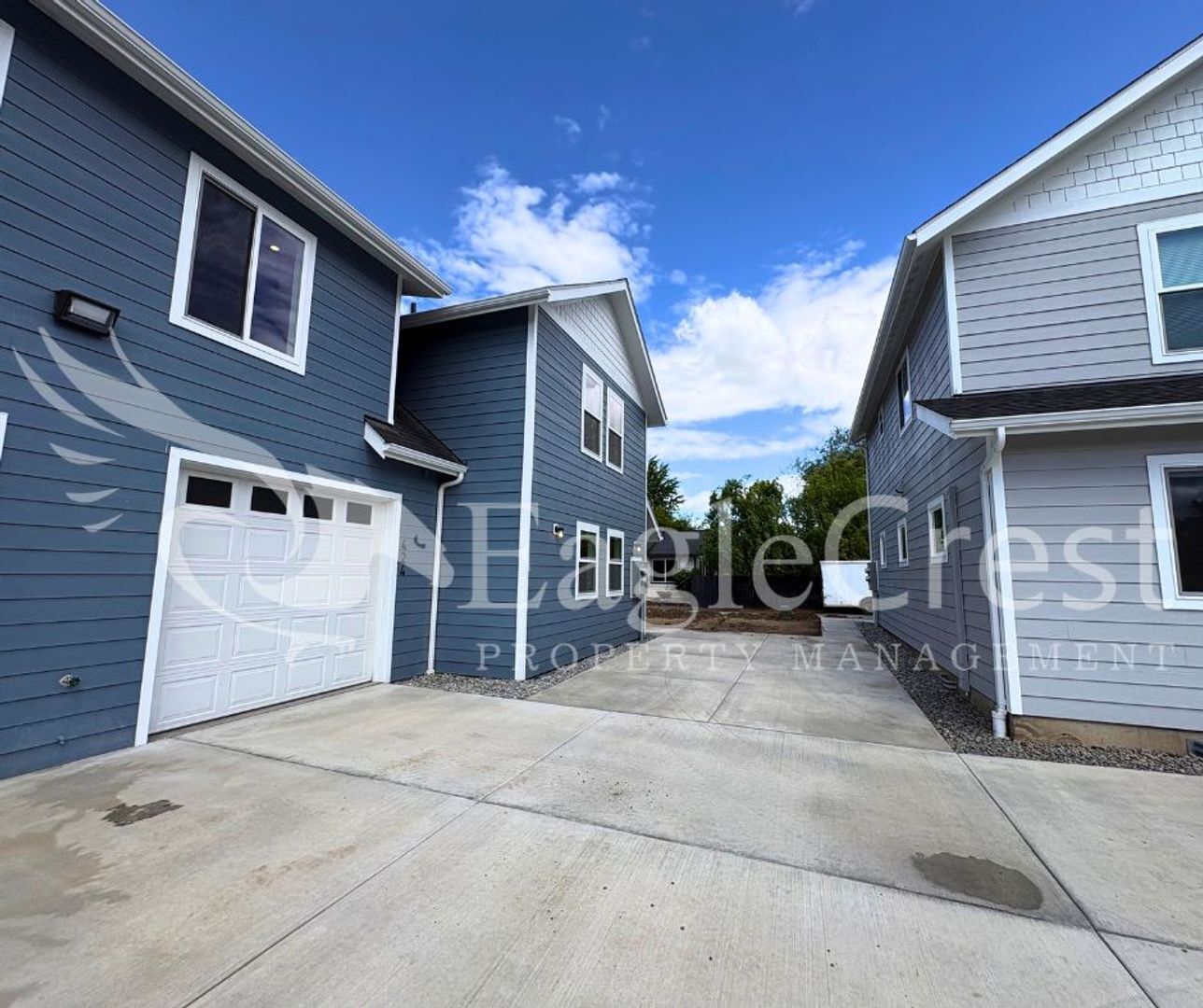 Building Photo - ANKENY